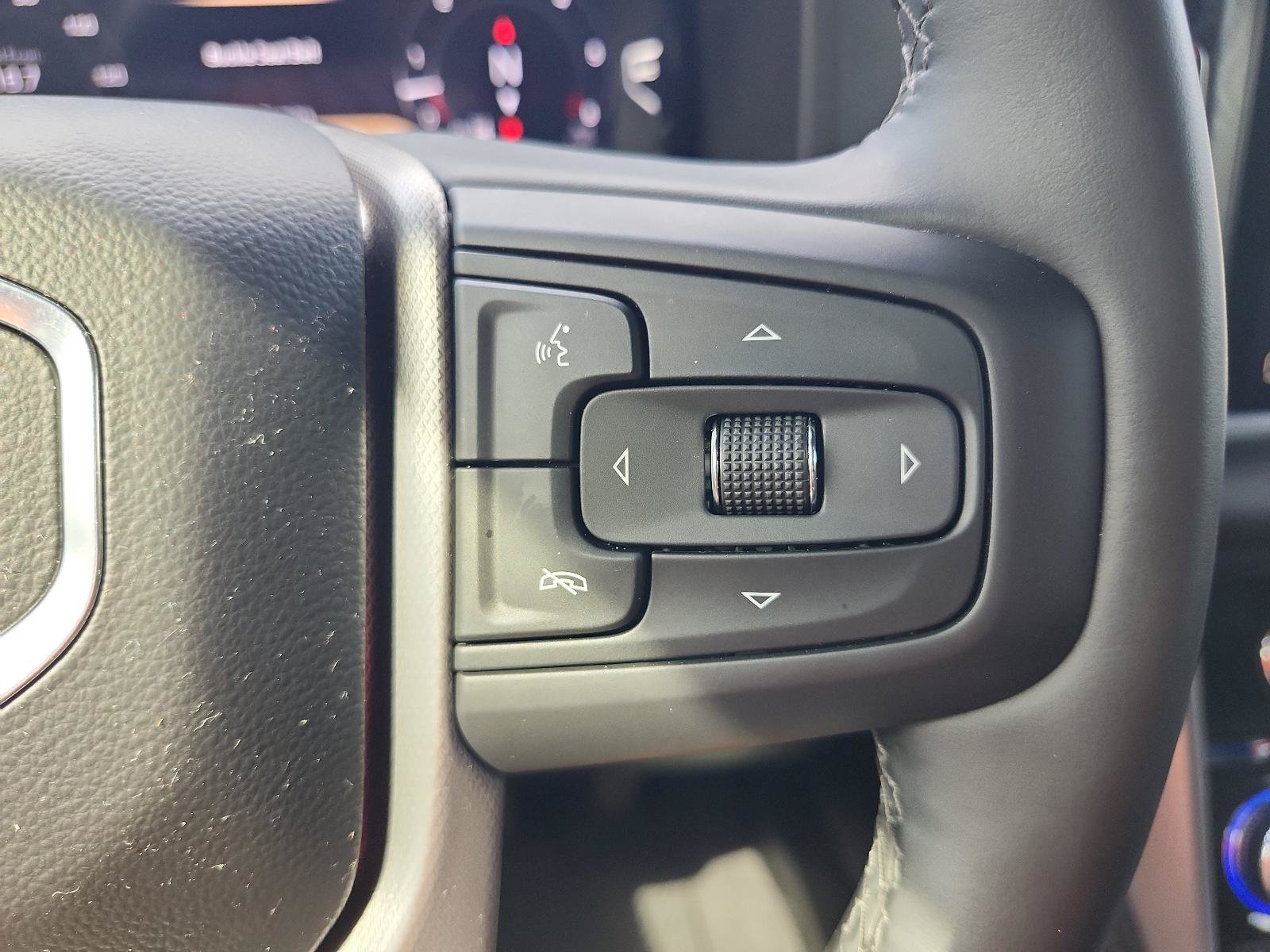 Used 2024 GMC Yukon Denali AWD/4WD image 27