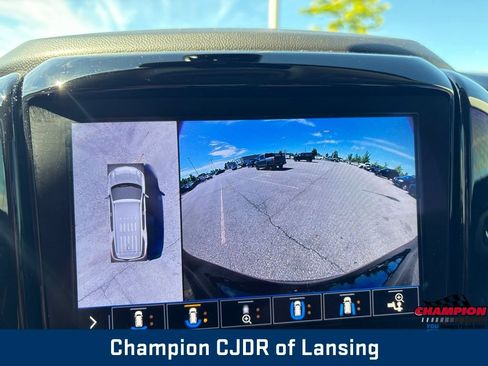 Used 2020 Chevrolet Traverse RS w/ LPO, Floor Liner Package FWD image 28