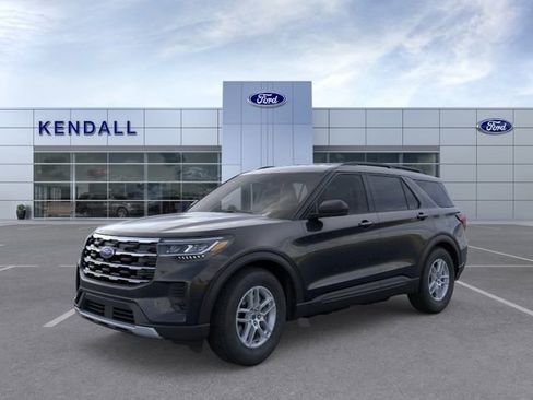 New 2026 Ford Explorer Active AWD/4WD image 1