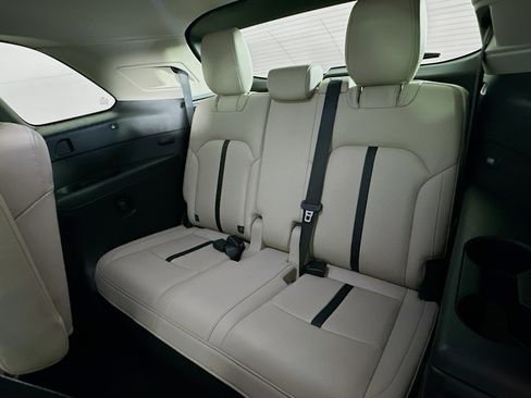 Used 2025 MAZDA CX-90 3.3 Turbo w/ Preferred Package image 28