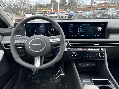 New 2026 Hyundai Sonata SEL FWD image 19