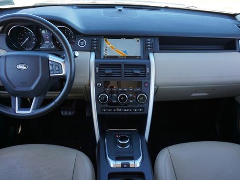 Used 2019 Land Rover Discovery Sport HSE image 25