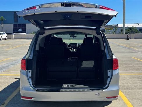 Used 2019 Honda Odyssey LX image 9