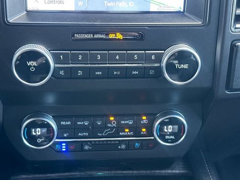 Used 2020 Ford Expedition Limited AWD/4WD image 24