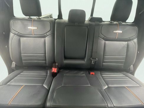 Used 2024 Ford F450 Platinum w/ FX4 Off-Road Package image 19