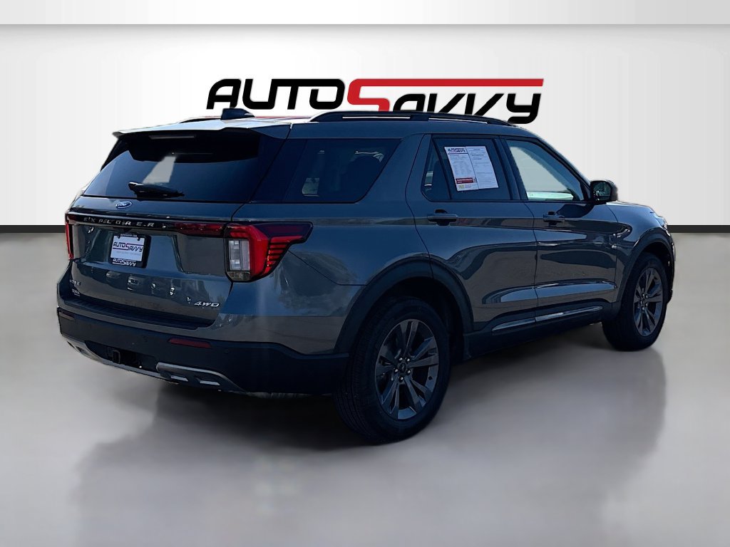 Used 2025 Ford Explorer Active w/ Active Comfort Package AWD/4WD image 7