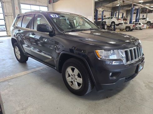 Used 2012 Jeep Grand Cherokee Laredo image 3