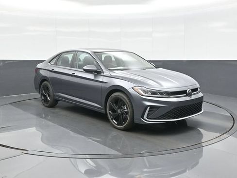 New 2026 Volkswagen Jetta SE FWD image 1