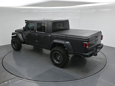 Used 2023 Jeep Gladiator Sport AWD/4WD image 35