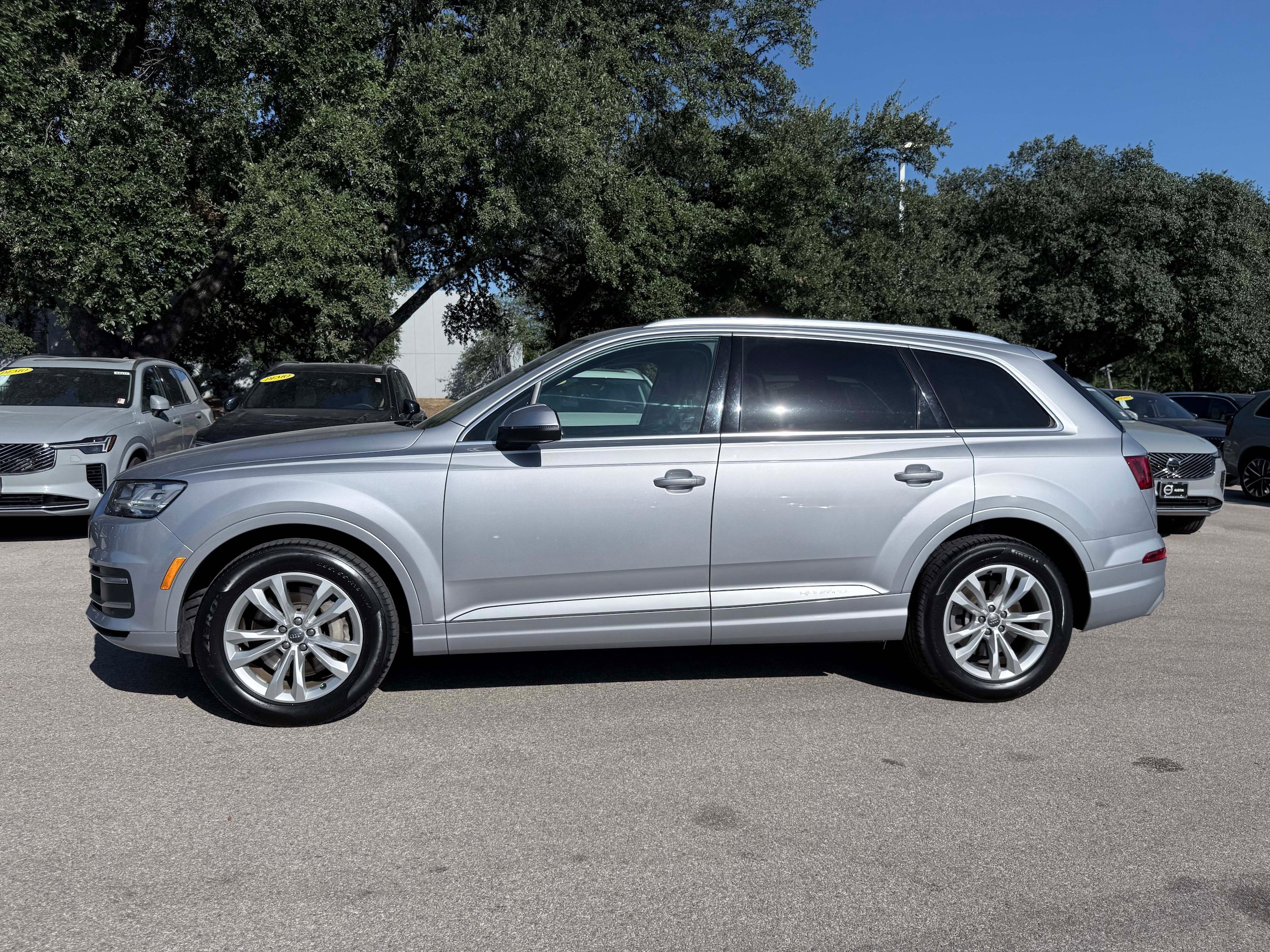 Used 2019 Audi Q7 3.0T Premium Plus w/ Premium Plus Package AWD/4WD image 3
