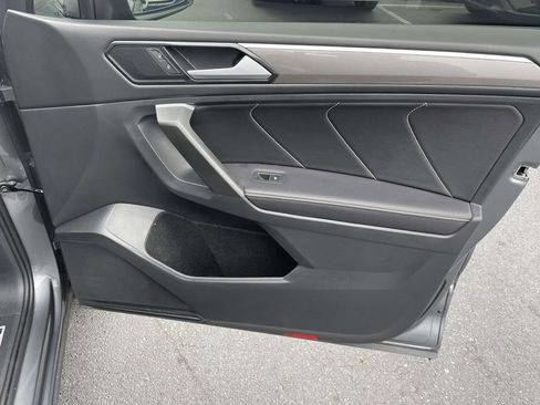 Used 2024 Volkswagen Tiguan SE R-Line w/ MDO Package, Three-Row image 46