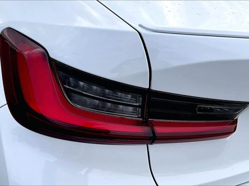 Used 2022 BMW 330e w/ M Sport Package image 25