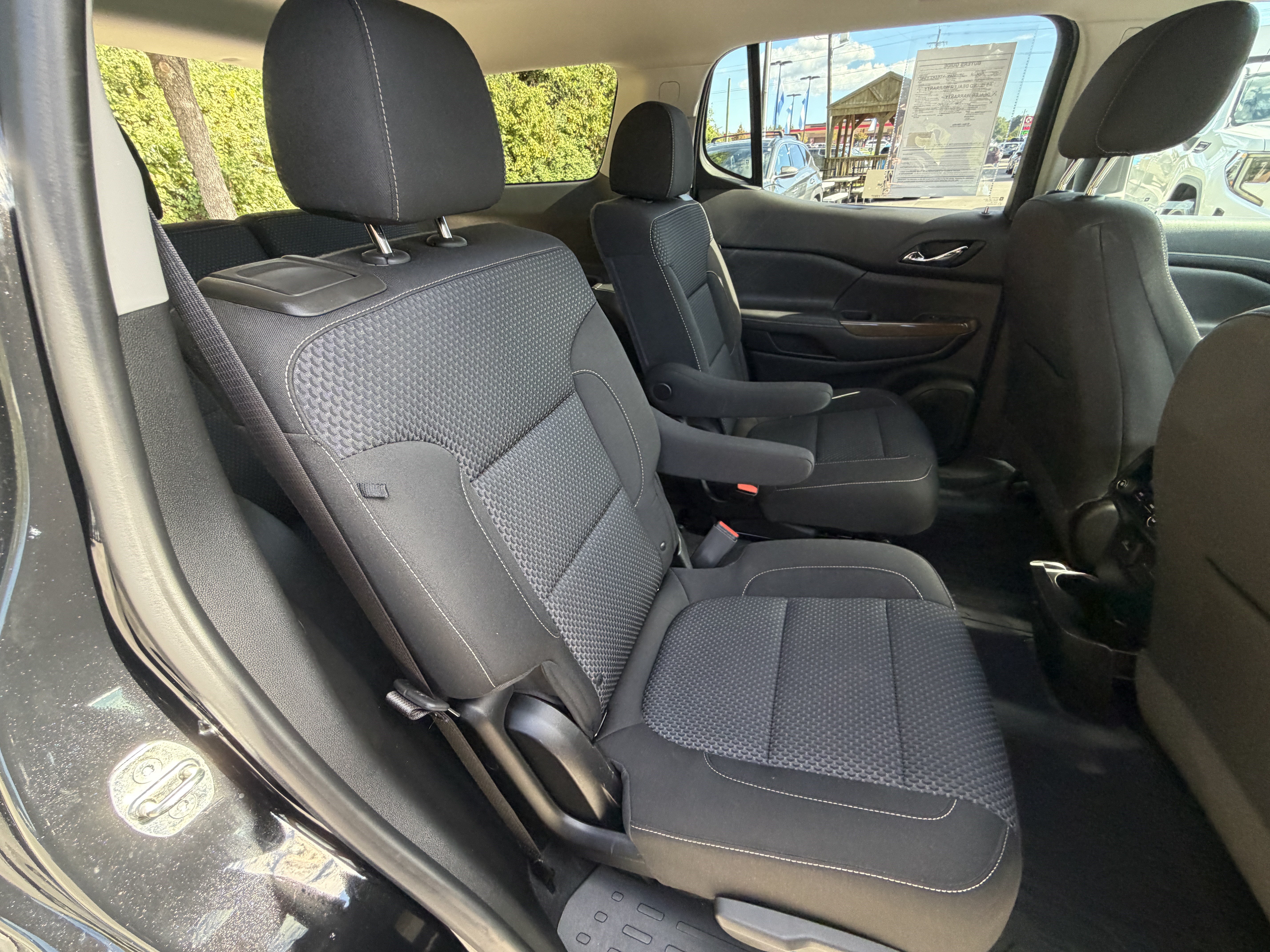 Used 2021 GMC Acadia SLE w/ Driver Convenience Package FWD image 20