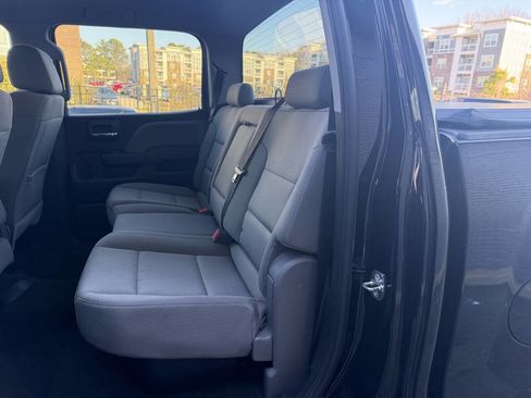 Used 2018 Chevrolet Silverado 1500 Custom w/ Custom Value Package image 9