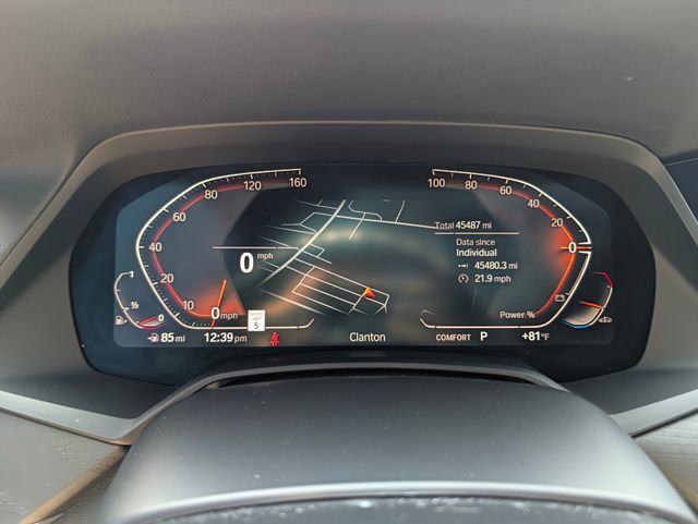 Used 2022 BMW X7 xDrive40i w/ M Sport Package AWD/4WD image 15