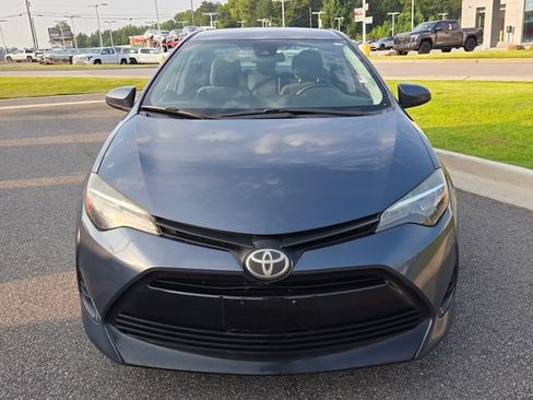 Used 2019 Toyota Corolla L FWD image 2