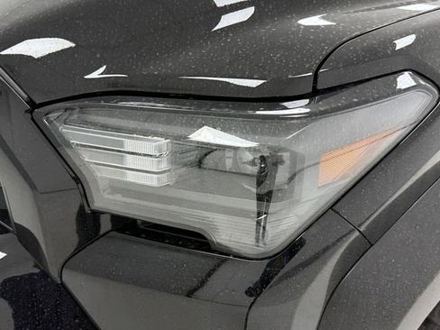 New 2026 Toyota 4Runner SR5 AWD/4WD image 6