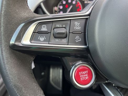 Used 2022 Alfa Romeo Stelvio Quadrifoglio w/ Active Assist Plus Package image 26