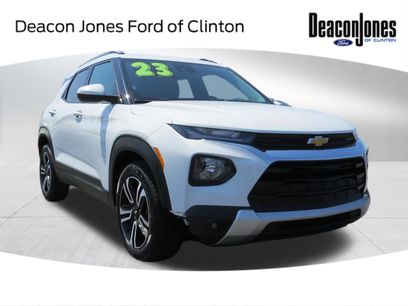 Used 2023 Chevrolet TrailBlazer LT w/ Convenience Package
