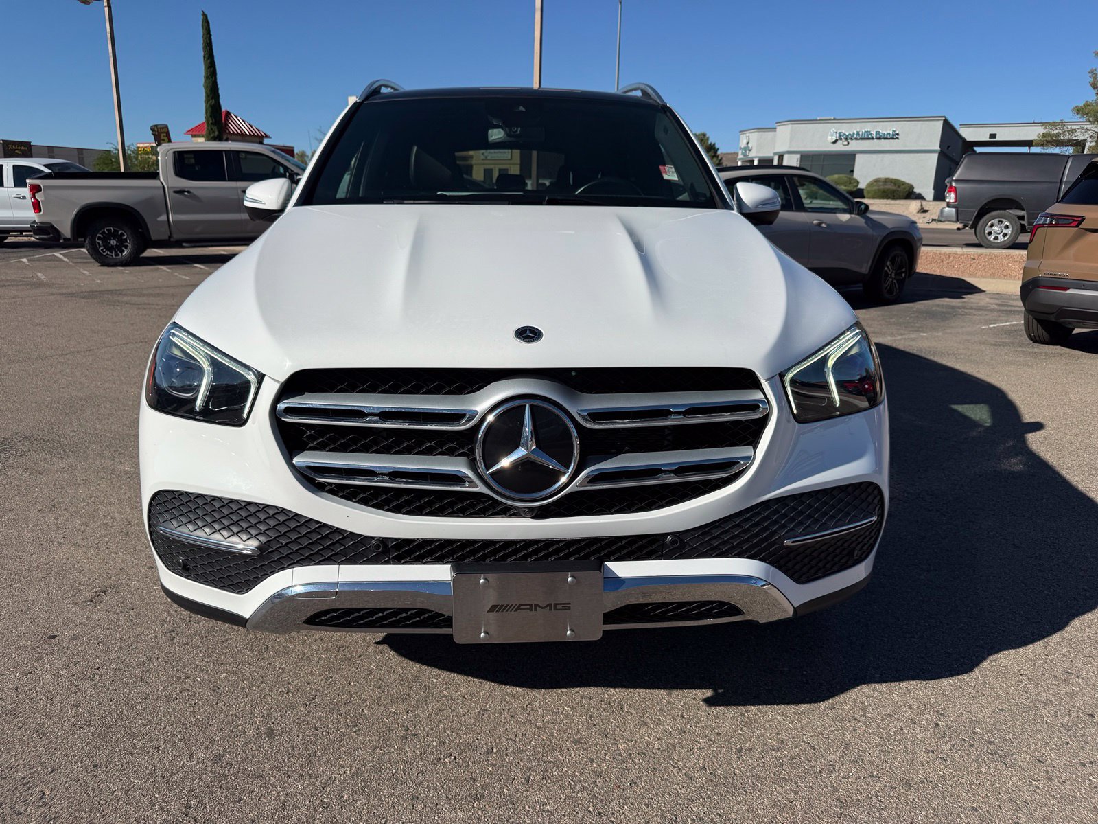 Used 2021 Mercedes-Benz GLE 450 4MATIC image 2