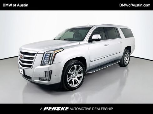Used 2017 Cadillac Escalade ESV Luxury AWD/4WD image 1