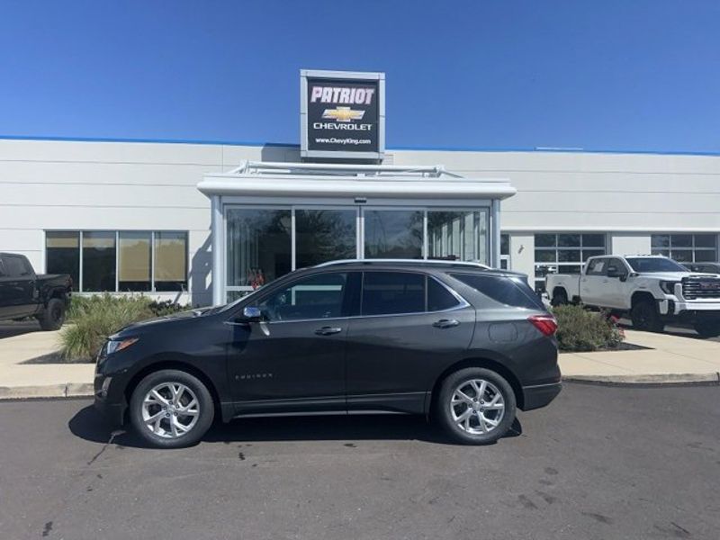 Certified 2018 Chevrolet Equinox Premier image 1