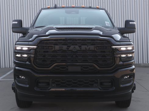 New 2026 RAM 3500 Limited AWD/4WD image 13