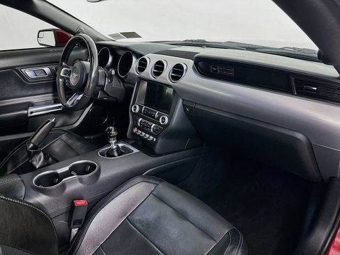 Used 2020 Ford Mustang GT Premium w/ Black Accent Package RWD image 31