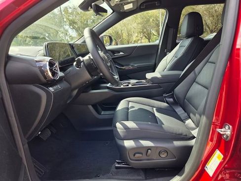 New 2026 Chevrolet Equinox LT w/ Convenience Package II AWD/4WD image 14