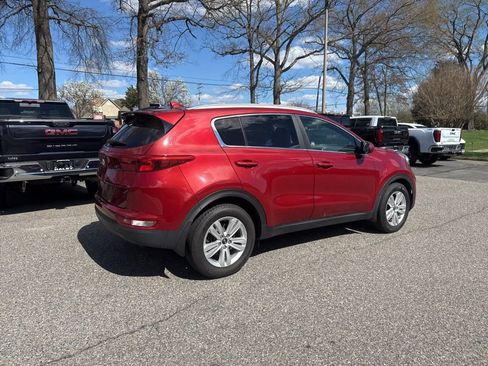 Used 2017 Kia Sportage LX w/ LX Popular Package image 7