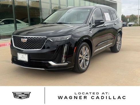 Used 2023 Cadillac XT6 Premium Luxury w/ Technology Package FWD image 1