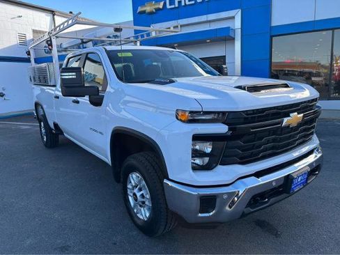 Used 2025 Chevrolet Silverado 2500 W/T w/ WT/CX Safety Package image 18