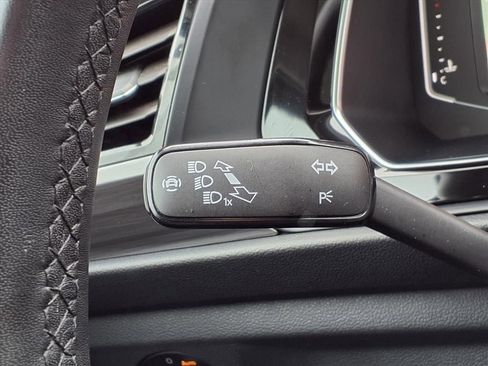 Used 2024 Volkswagen Jetta SEL image 30