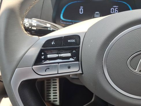 Used 2025 Hyundai Elantra Sport FWD image 20