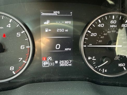 Certified 2026 Subaru Crosstrek 2.5i Premium AWD/4WD image 46