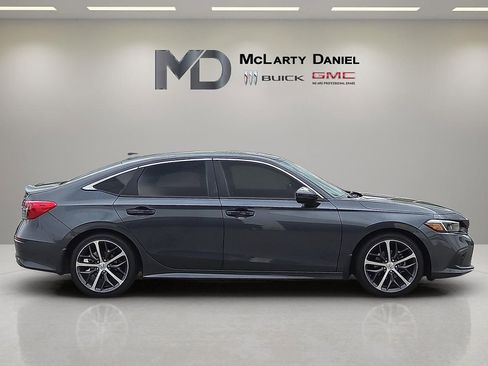 Used 2022 Honda Civic Touring image 6