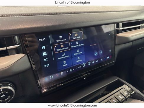 Used 2025 Lincoln Navigator L Reserve image 41