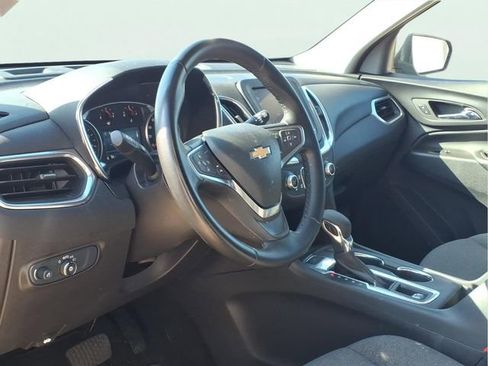 Used 2024 Chevrolet Equinox LT image 8