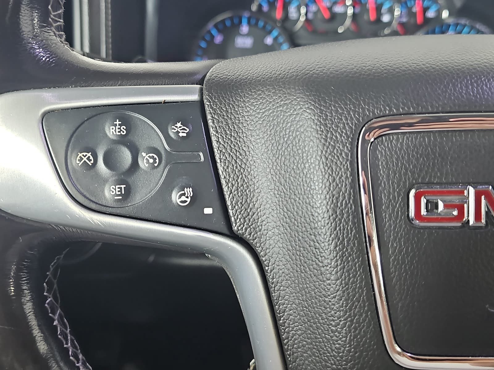 Used 2018 GMC Sierra 1500 SLT AWD/4WD image 14
