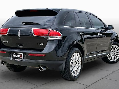 Used 2013 Lincoln MKX FWD image 13