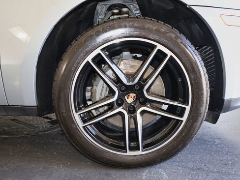 Used 2021 Porsche Macan S image 55