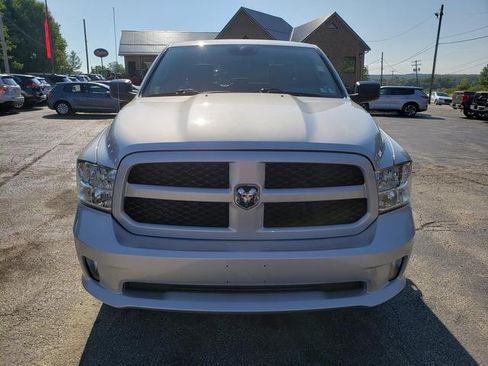 Used 2019 RAM 1500 Express AWD/4WD image 2