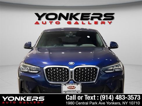 Used 2022 BMW X4 xDrive30i w/ M Sport Package image 12