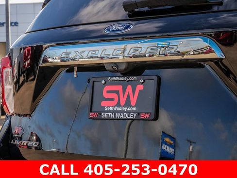 Used 2021 Ford Explorer Limited RWD image 10