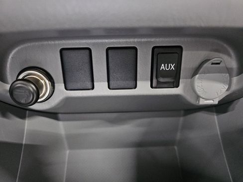 Used 2011 Toyota Tacoma 4x4 Access Cab V6 w/ SR5 Pkg #2 image 25