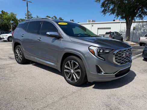 Used 2019 GMC Terrain Denali w/ Comfort Package FWD image 10