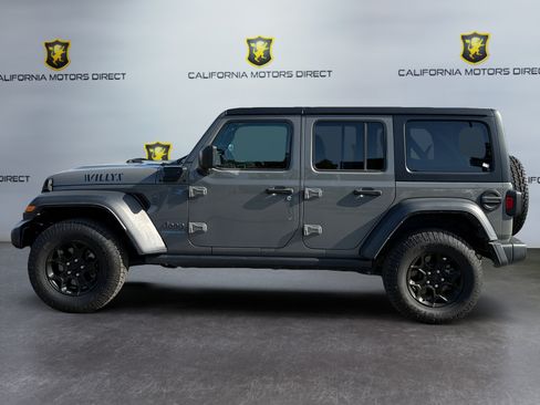 Used 2023 Jeep Wrangler Unlimited AWD/4WD image 2