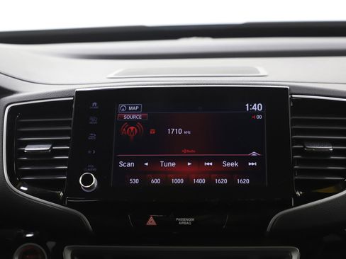 Used 2023 Honda Ridgeline Black Edition image 16