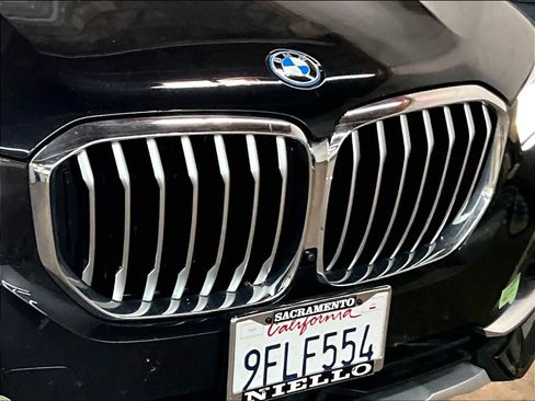 Used 2023 BMW X5 xDrive45e w/ Executive Package AWD/4WD image 30