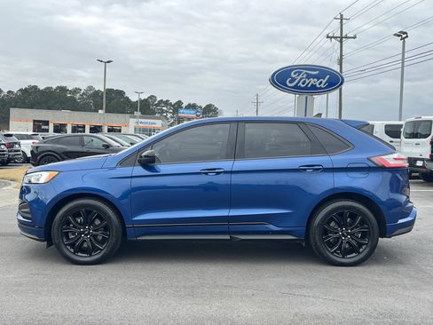 Certified 2023 Ford Edge SE w/ Black Appearance Package image 23
